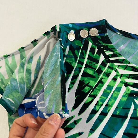 Tropical Womens Top Sz M Palm Leaves Resort Vacation Vibrant Flowy Modest Relax. - Picture 6 of 8